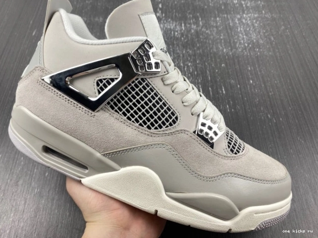 Rep 4 Moments Air Frozen Jordan AQ9129-001 0701